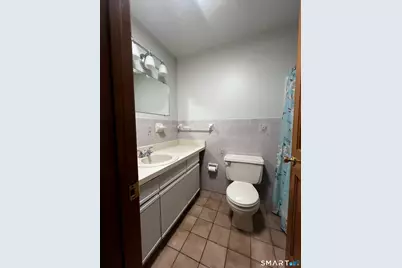 77 Mountford Street #2 west, Hartford, CT 06114 - Photo 8