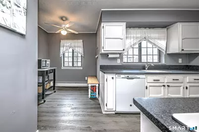 110 Foxwood Close #110, Milford, CT 06461 - Photo 12