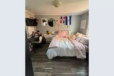 107 Richfield Road, Bridgeport, CT 06606 - Photo 12