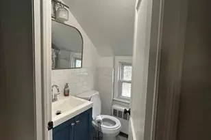 107 Richfield Rd, Bridgeport, CT 06606 - Photo 22