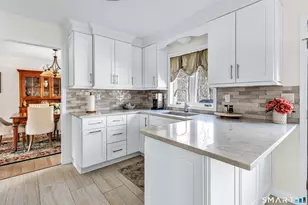 50 Summersweet Pl, Stratford, CT 06614 - Photo 18