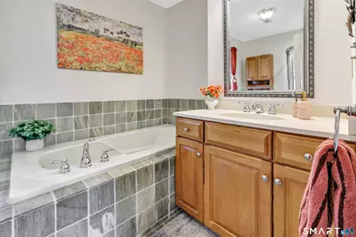 50 Summersweet Place, Stratford, CT 06614 - Photo 26