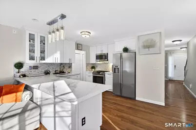 72 Broadmere Road, Stratford, CT 06614 - Photo 6