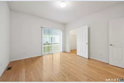 124 Southwick Court #124, Cheshire, CT 06410 - Photo 18