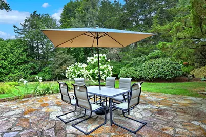 124 Churchill Road, Hamden, CT 06517 - Photo 4