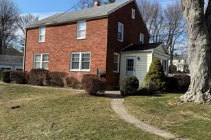 53 Greenlawn Dr, Fairfield, CT 06825 - Photo 1