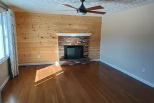 21 Emond St, Putnam, CT 06260 - Photo 12