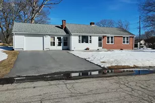 21 Emond St, Putnam, CT 06260 - Photo 1