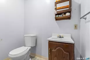 30 Hallock Ave, New Haven, CT 06519 - Photo 14