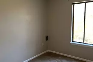 175 Mill Pond Rd, Hamden, CT 06514 - Photo 10