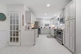 223 Water St, Guilford, CT 06437 - Photo 14