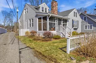 223 Water St, Guilford, CT 06437 - Photo 1