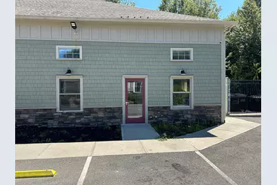 13 North Main Street, East Hampton, CT 06424 - Photo 2