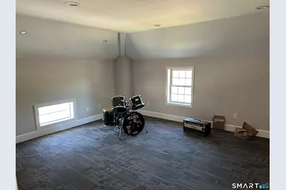 13 North Main Street, East Hampton, CT 06424 - Photo 12