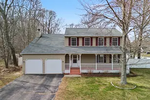 11 Mayo Ave, Montville, CT 06370 - Photo 1