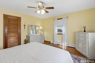 16 Phyllis Dr, Naugatuck, CT 06770 - Photo 20