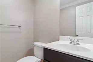 85 Camp Ave, Stamford, CT 06907 - Photo 18