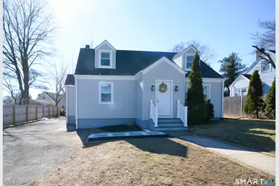 1335 Black Rock Turnpike, Fairfield, CT 06825 - Photo 2