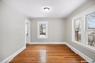 114 Greenleaf Avenue, Waterbury, CT 06705 - Photo 4