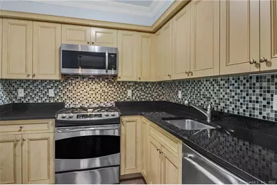 109 Forest Street #10, Stamford, CT 06901 - Photo 10