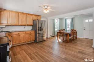 23 Keyes St, Farmington, CT 06085 - Photo 12