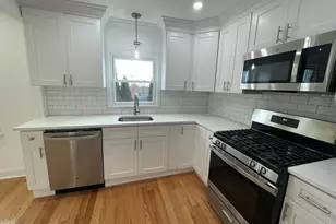 471 Marlborough Terrace, Fairfield, CT 06825 - Photo 2