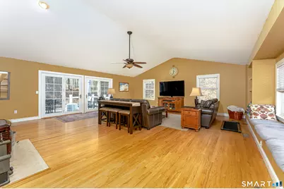 366 Charcoal Avenue, Middlebury, CT 06762 - Photo 10