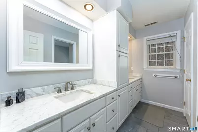 366 Charcoal Avenue, Middlebury, CT 06762 - Photo 22