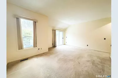 53 Metacomet Drive, Meriden, CT 06450 - Photo 4