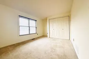 53 Metacomet Dr, Meriden, CT 06450 - Photo 10