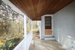 106 Glenwood Rd, Clinton, CT 06413 - Photo 4