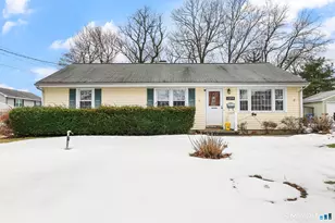 105 Daniel Dr, Bridgeport, CT 06606 - Photo 1