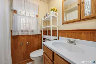 105 Daniel Dr, Bridgeport, CT 06606 - Photo 10