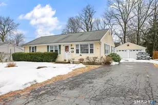 105 Daniel Dr, Bridgeport, CT 06606 - Photo 12