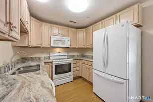 70 Southwick Ct, Cheshire, CT 06410 - Photo 10