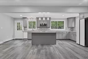 84 Connecticut Ave, Newington, CT 06111 - Photo 6