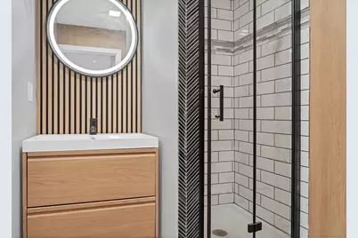 84 Connecticut Avenue, Newington, CT 06111 - Photo 24