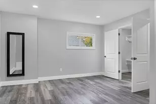 84 Connecticut Ave, Newington, CT 06111 - Photo 22