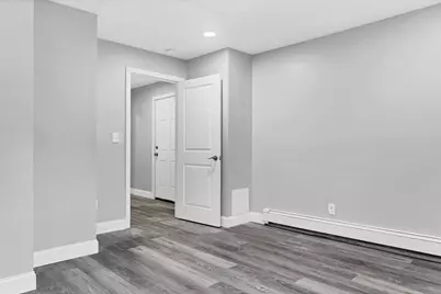 84 Connecticut Avenue, Newington, CT 06111 - Photo 28