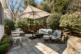 494 Pequot Ct, Fairfield, CT 06890 - Photo 18