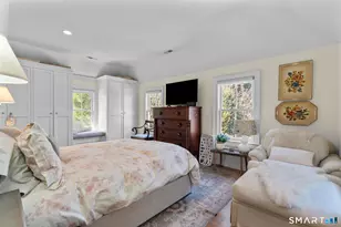 494 Pequot Ct, Fairfield, CT 06890 - Photo 20