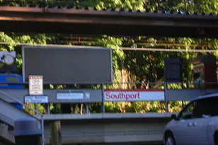 494 Pequot Ct, Fairfield, CT 06890 - Photo 24