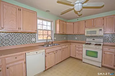 26 Hillside Farms Drive #26, East Windsor, CT 06016 - Photo 22