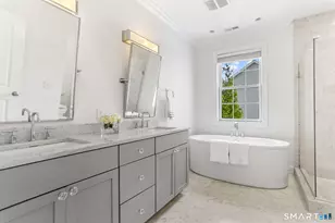 10 Pansy Rd, Fairfield, CT 06824 - Photo 24