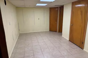 8 Reichelt Terrace, Ansonia, CT 06401 - Photo 16