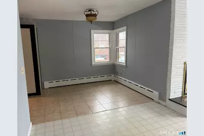 8 Reichelt Terrace, Ansonia, CT 06401 - Photo 10