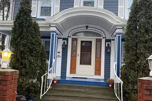 49 Elmwood Pl, Bridgeport, CT 06605 - Photo 2