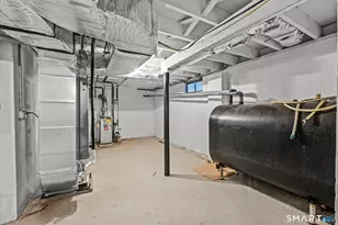 19 Oriole Dr, Norwalk, CT 06851 - Photo 32