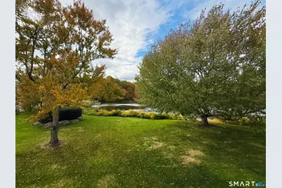 129 Rowayton Woods Drive #129, Norwalk, CT 06854 - Photo 12