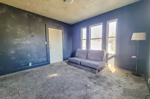 44 Prescott St, Meriden, CT 06450 - Photo 6